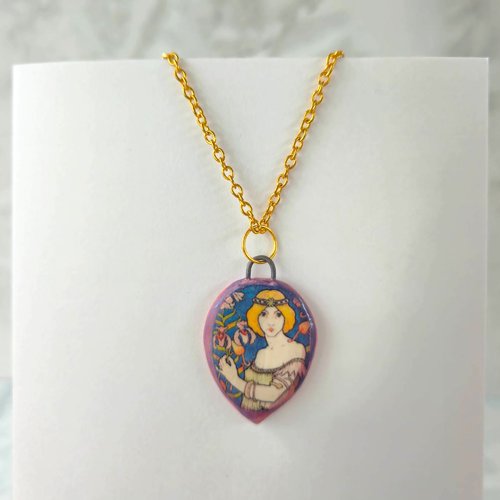 Collier princesse pendentif médiévale céramique