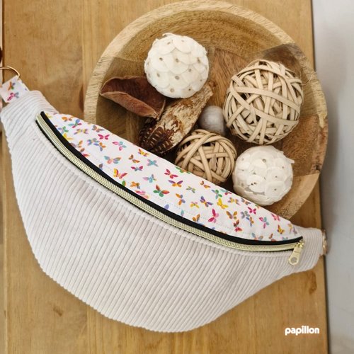 Sac banane femme en velours côtelé blanc écru motif papillon "butterfly"