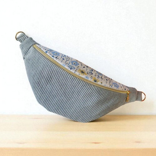 Sac banane en velours côtelé bleu fleuri