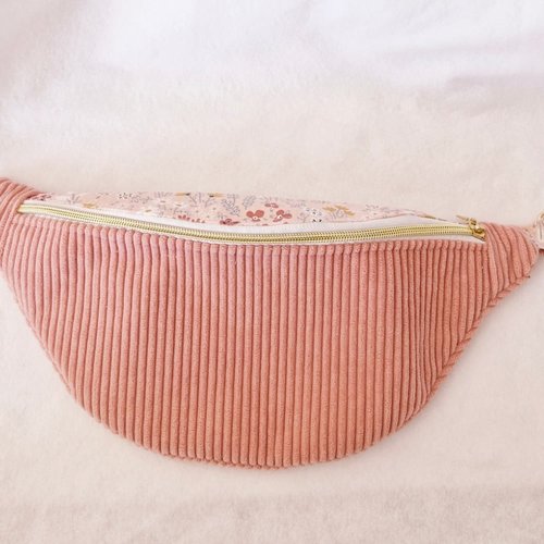 Sac banane femme en velours côtelé rose , motif fleur intérieur petit coeur velzee