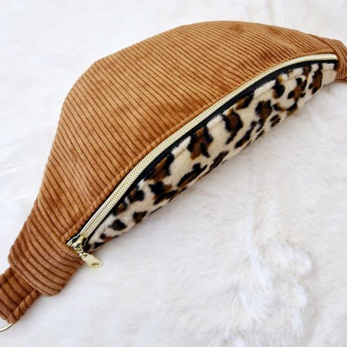 Sac banane léopard – style sauvage et tendance