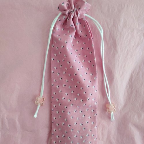 Étui/pochette pour éventail ou crayons,  brosse à dents