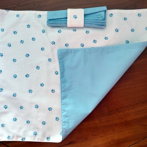 Set de table réversible avec tite serviette de table