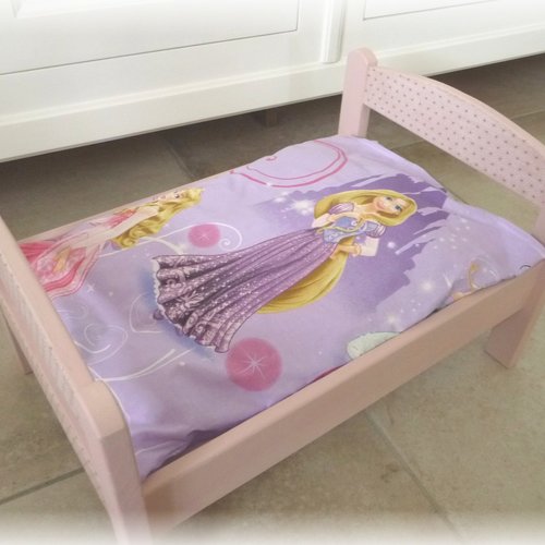 Lit grand poupée et parure