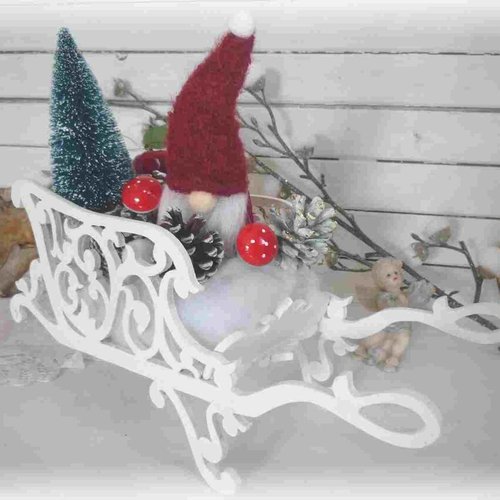 Luge du père noël, brouette, artisanal, gnome, déco, table de fêtes