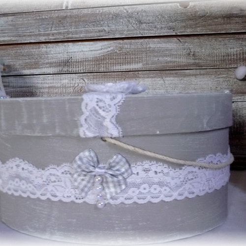 Boite cadeau, carton, vintage, shabby, bijoux