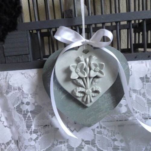 Duo de coeurs en plâtre romantiques faits maison