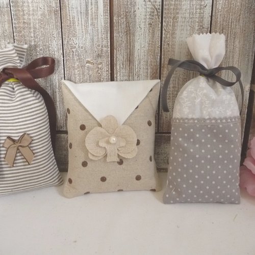 Lot de 3 sachets de lavande , tissu, bio,  fleurs de lavande, sachets déco, senteur, fait main