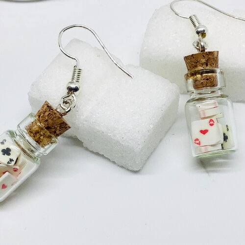 Fiole en verre cartes miniatures bijoux fantaisie boucles d’oreilles pendantes