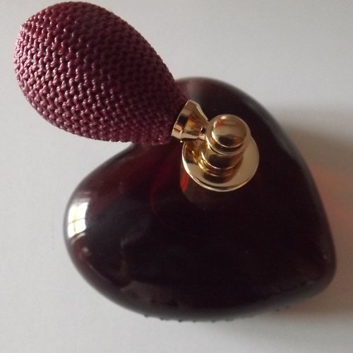 Eau de parfum pour femme"coeur à prendre"