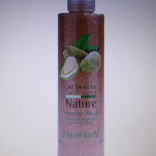 Gel douche nture exfoliant à l'amande douce