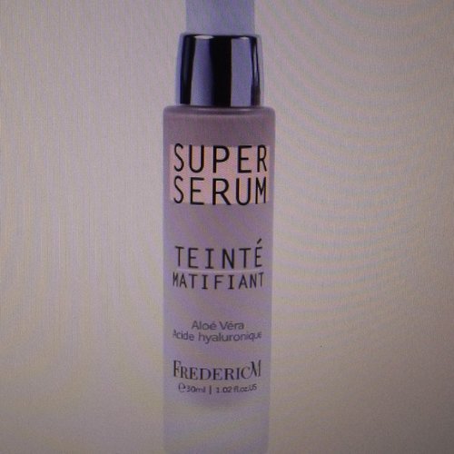 Sérum teinté matifiants pour le visage nuance 1