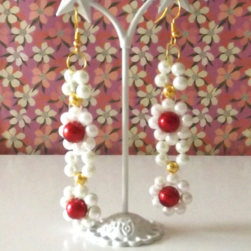 Boucles d'oreilles en perles "petites fleurs"