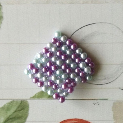 Bague en perles "triangle"