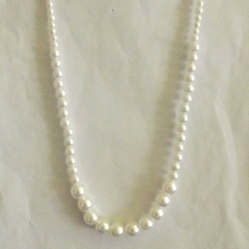 Collier en perles acrylique