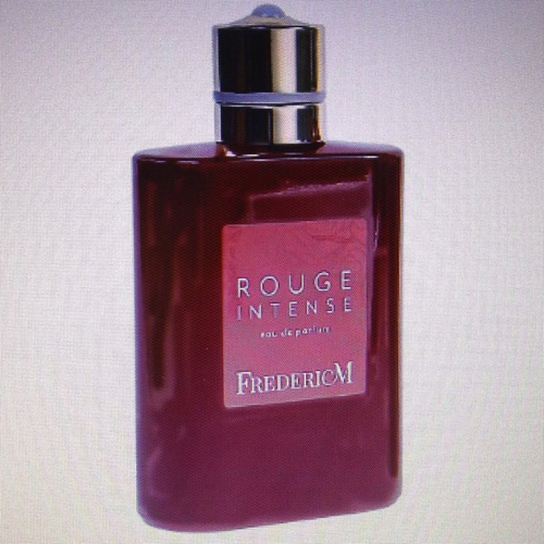 Eau de parfum "rouge intense"