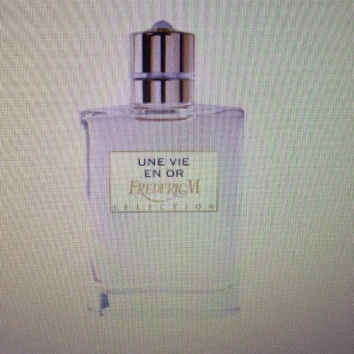 Eau de parfum pour femmes "une vie en or"