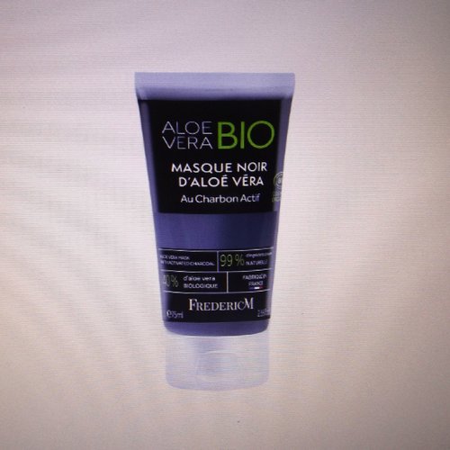 Masque d'aloe vera au charbon