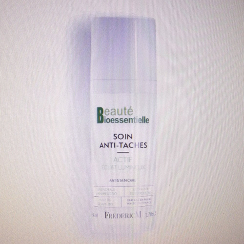 Soins ant-tâches pour le visage