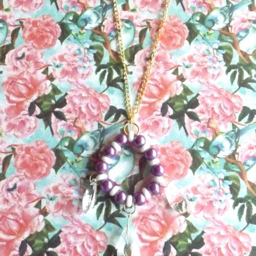 Collier en chaîne avec pendentif