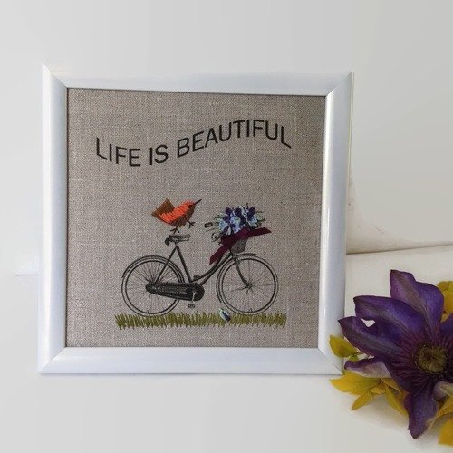 Cadre Bicyclette Brode Soie Sur Lin Cadre 3 D Broderie Soie Citation La Vie Est Belle Life Is Beautiful Un Grand Marche