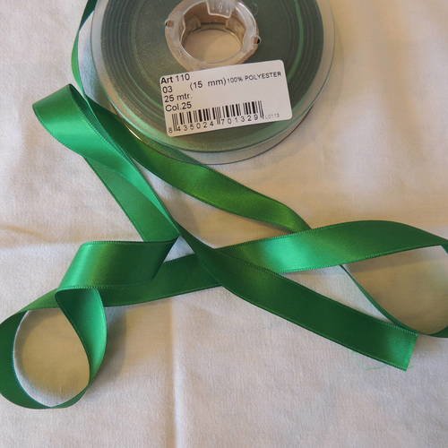 Ruban de satin couleur vert largeur 15 mm 