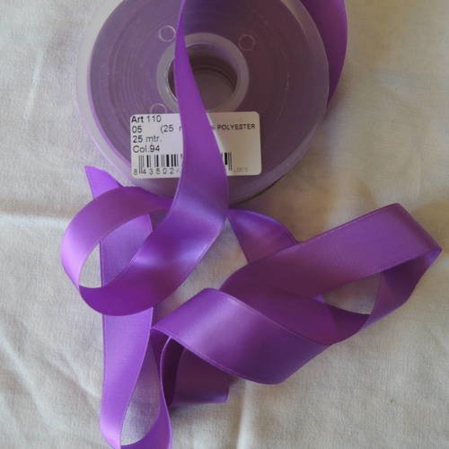 Ruban de satin couleur violet largeur 25 mm 