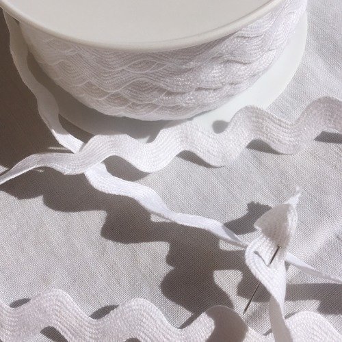 Ruban serpentine croquet coton couleur blanc, largeur 18 mm