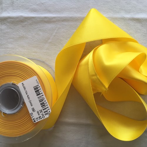 Ruban de satin couleur jaune largeur 50 mm 