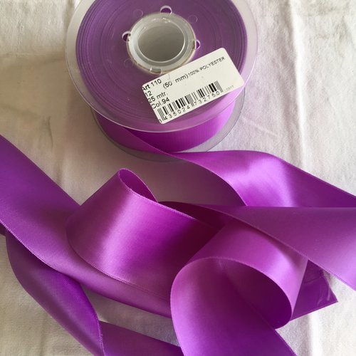 Ruban de satin couleur violet largeur 50 mm 