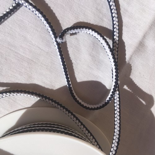 Cordon tricoté, polyester, bicolore, bleu et blanc, largeur 4,5 mm