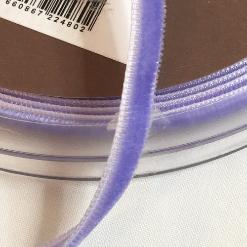 Ruban de velours couleur violette largeur 6 mm 