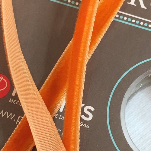 Ruban de velours couleur orange mandarine largeur 6 mm 