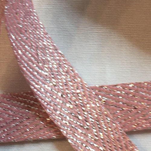 Ruban chevron métallisé, couleur rose, largeur 9 mm