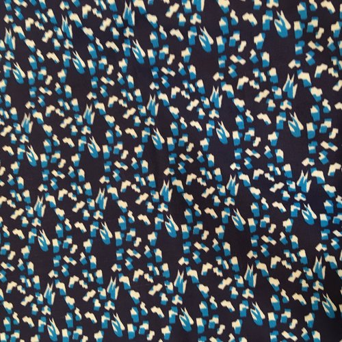Coupon de tissu coton fond noir motif graphique bleu (mt64)