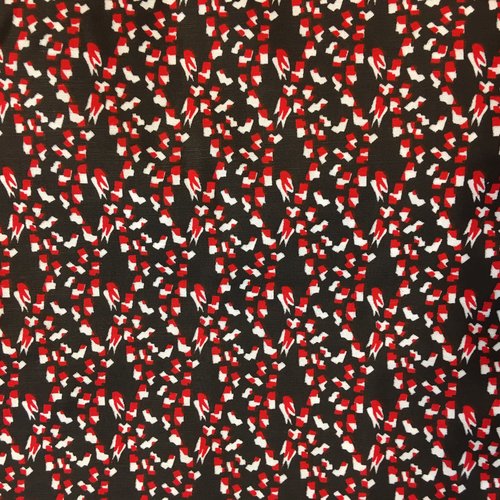 Coupon de tissu coton fond noir motif graphique rouge (mt63)