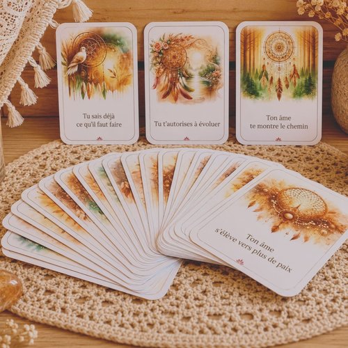 Oracle des rêves intérieurs – lot de 44 cartes d’intuition et de guidance spirituelle