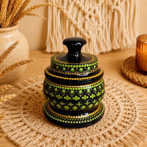 Boîte en bois artisanale peinte à la main – motifs mandala verts et dorés