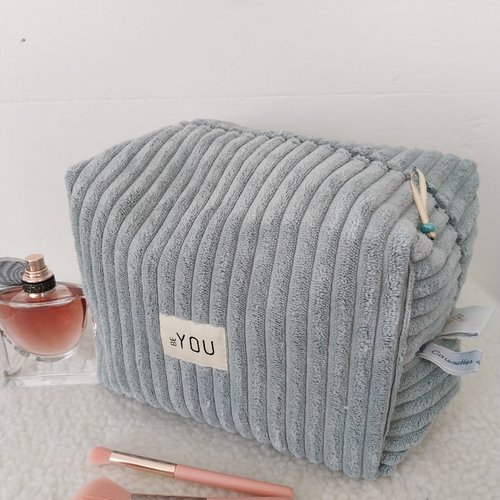 Grande trousse de toilette