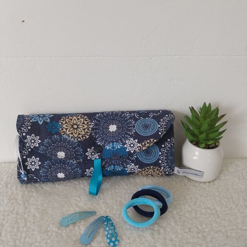 Pochette à barrettes