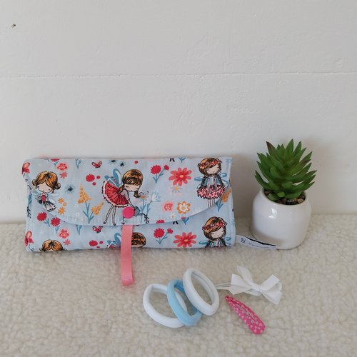 Pochette à barrettes