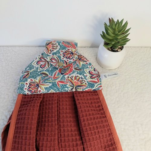 Essuie mains, accroche torchon