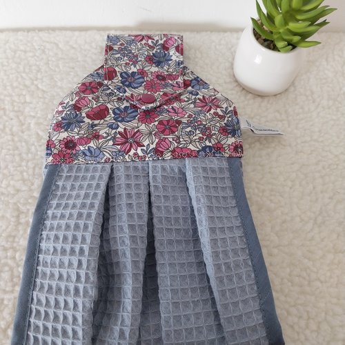 Essuie mains, accroche torchon