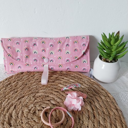 Pochette à barrettes