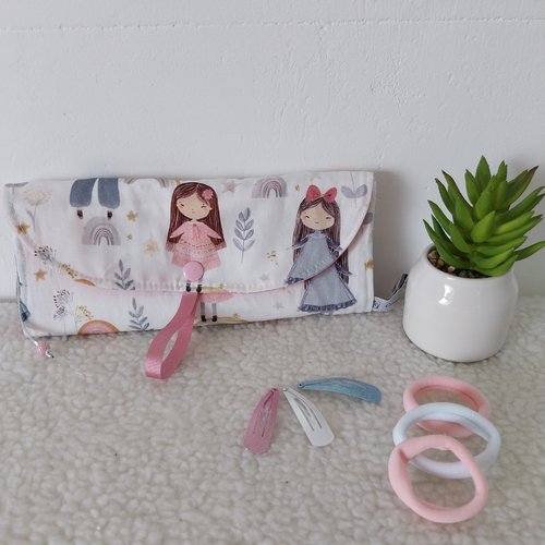 Pochette à barrettes