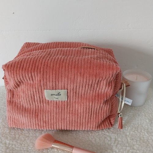 Grande trousse de toilette