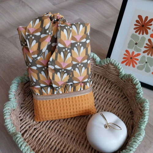 Pochette à livre format de poche - fleurs scandinaves