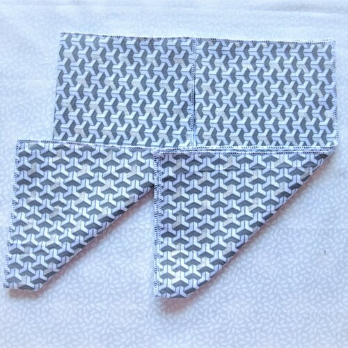 Lot de 2 mouchoirs motifs géométriques gris