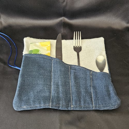 Lunch box - range couverts en tissu