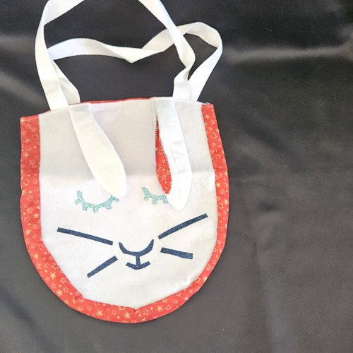 Sac en forme de lapin pour pâques